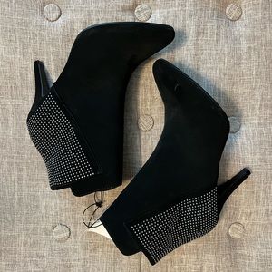 NWT ANKLE BOOT HEELS